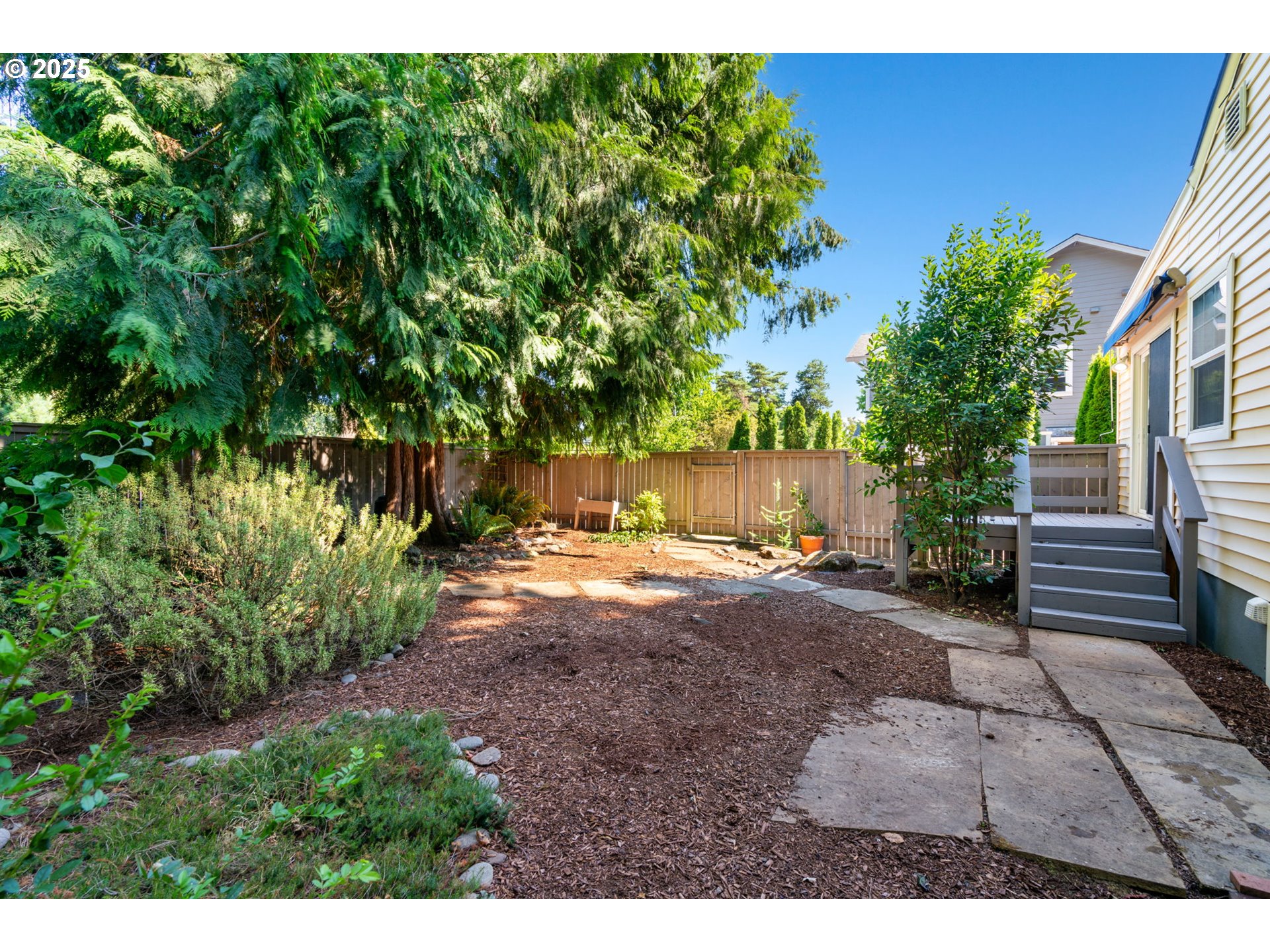 7510 Southwest Mapleleaf Street Portland, OR 97223 - Photo 36 of 48 Gallery Image 36