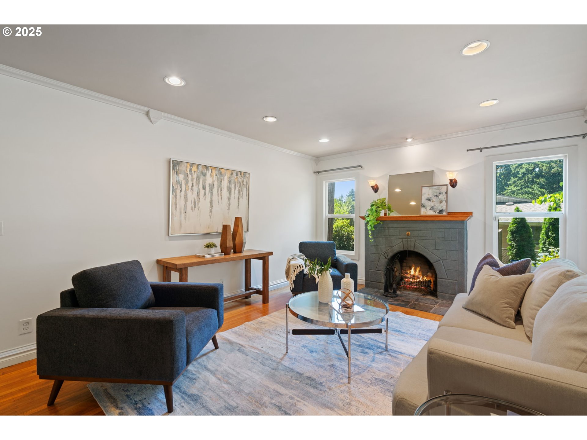 7510 Southwest Mapleleaf Street Portland, OR 97223 - Photo 7 of 48 Gallery Image 7
