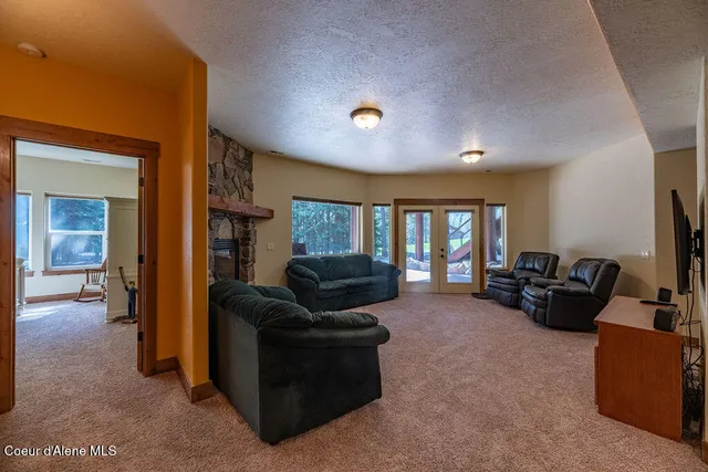 $1,095,000 | 131 Long Drive, Priest Lake, ID 83856