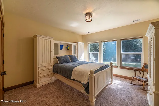 $1,095,000 | 131 Long Drive, Priest Lake, ID 83856