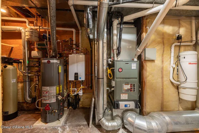 $1,095,000 | 131 Long Drive, Priest Lake, ID 83856