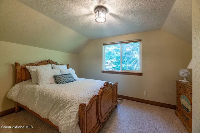 $1,095,000 | 131 Long Drive, Priest Lake, ID 83856