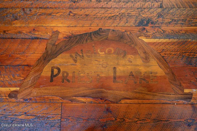 $1,095,000 | 131 Long Drive, Priest Lake, ID 83856