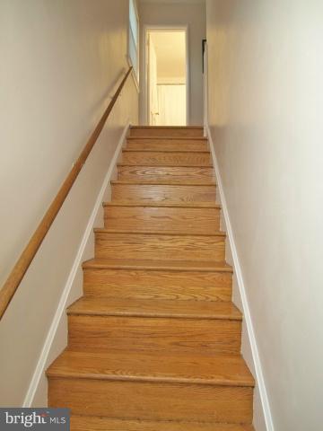 8546 Manchester Road, Unit 18 Silver Spring, MD 20901 - Photo 8 of 20 Interior (General)