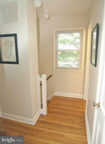 8546 Manchester Road, Unit 18 Silver Spring, MD 20901 - Photo 10 of 20 Interior (General)