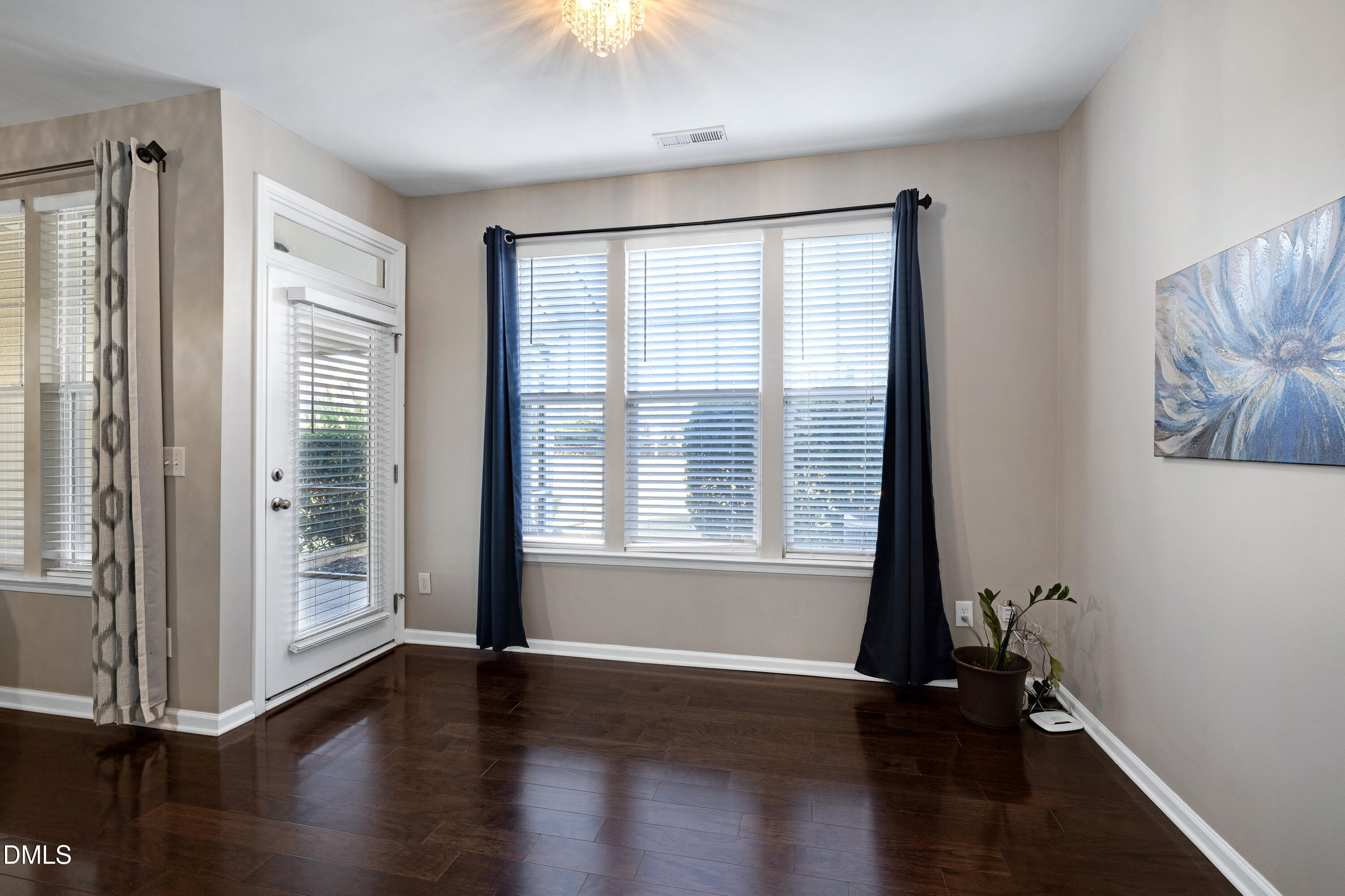 9105 Wooden Road Raleigh, NC 27617 - Photo 11 of 43 _B5A2963