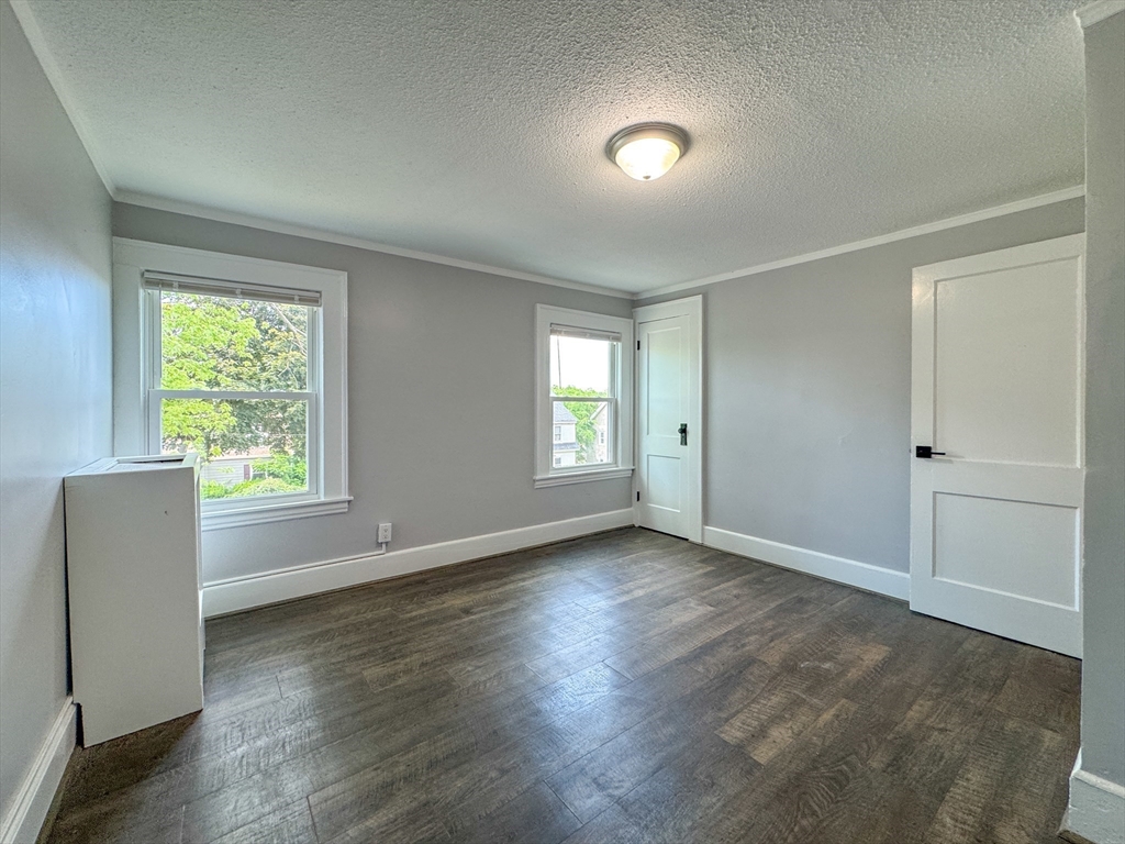 185 Leyfred Terrace Springfield, MA 01108 - Photo 18 of 35