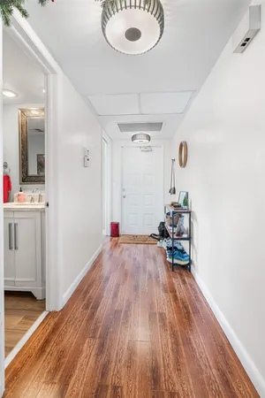 $2,799 | 3930 Oaks Clubhouse Drive, Unit 304, Pompano Beach, FL 33069