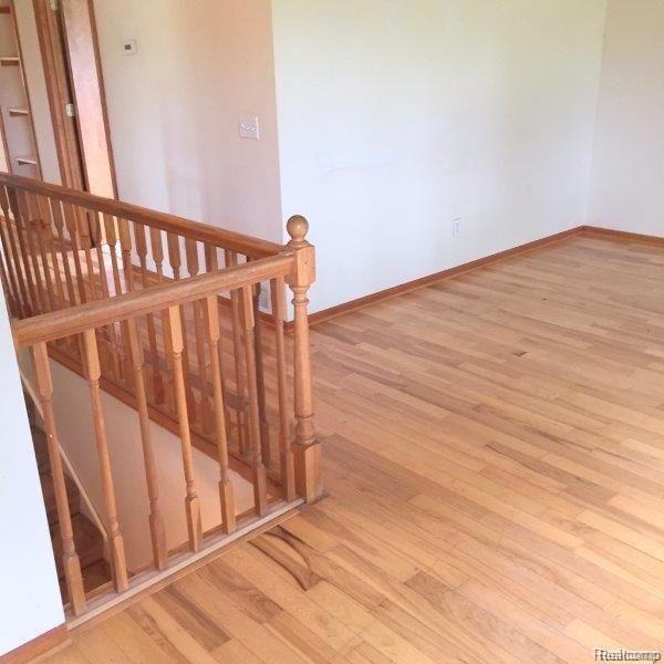 5662 Hinchey Road Howell, MI 48843 - Photo 8 of 23 8.jpg