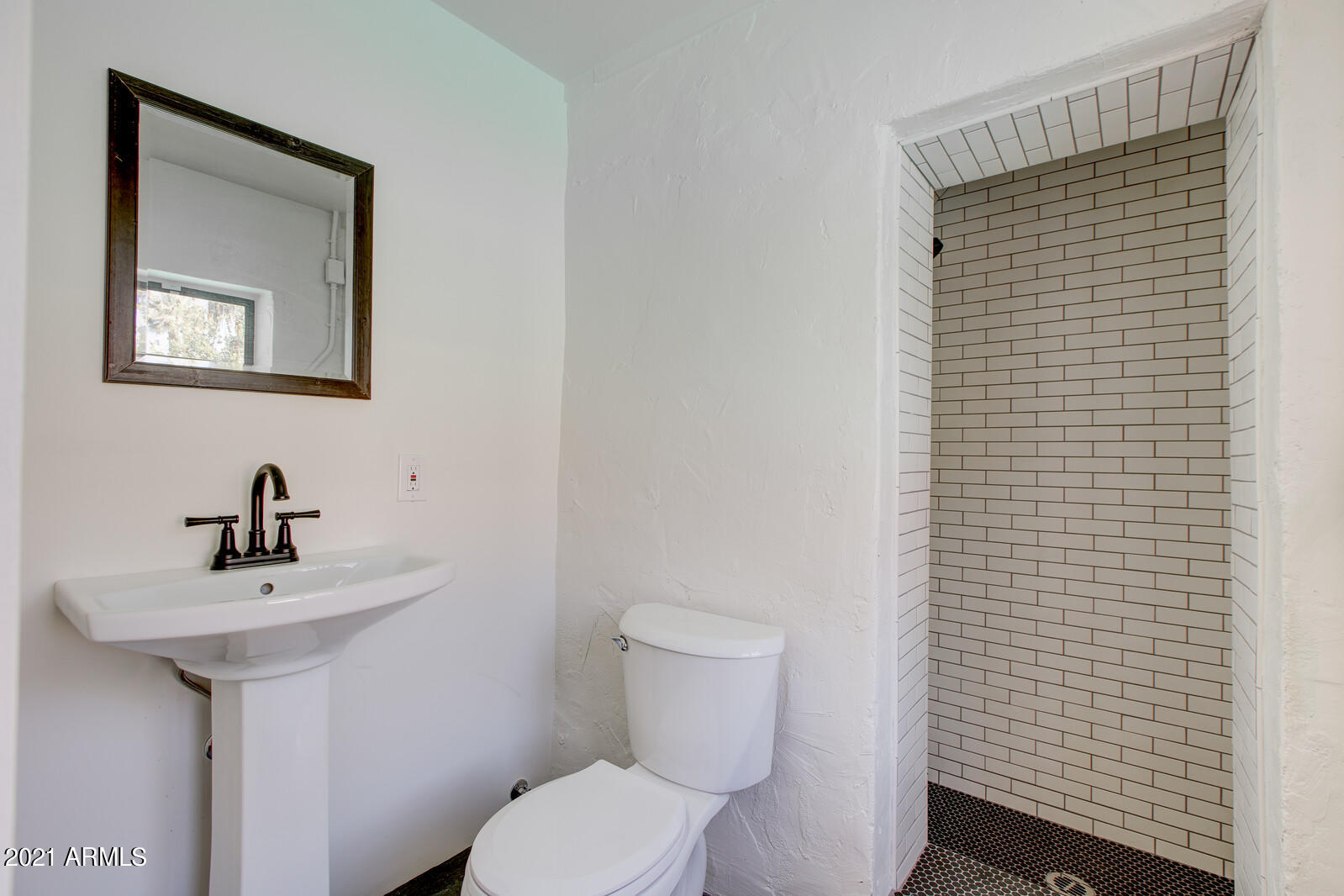130 West Coronado Road Phoenix, AZ 85003 - Photo 35 of 35 Casita Bathroom