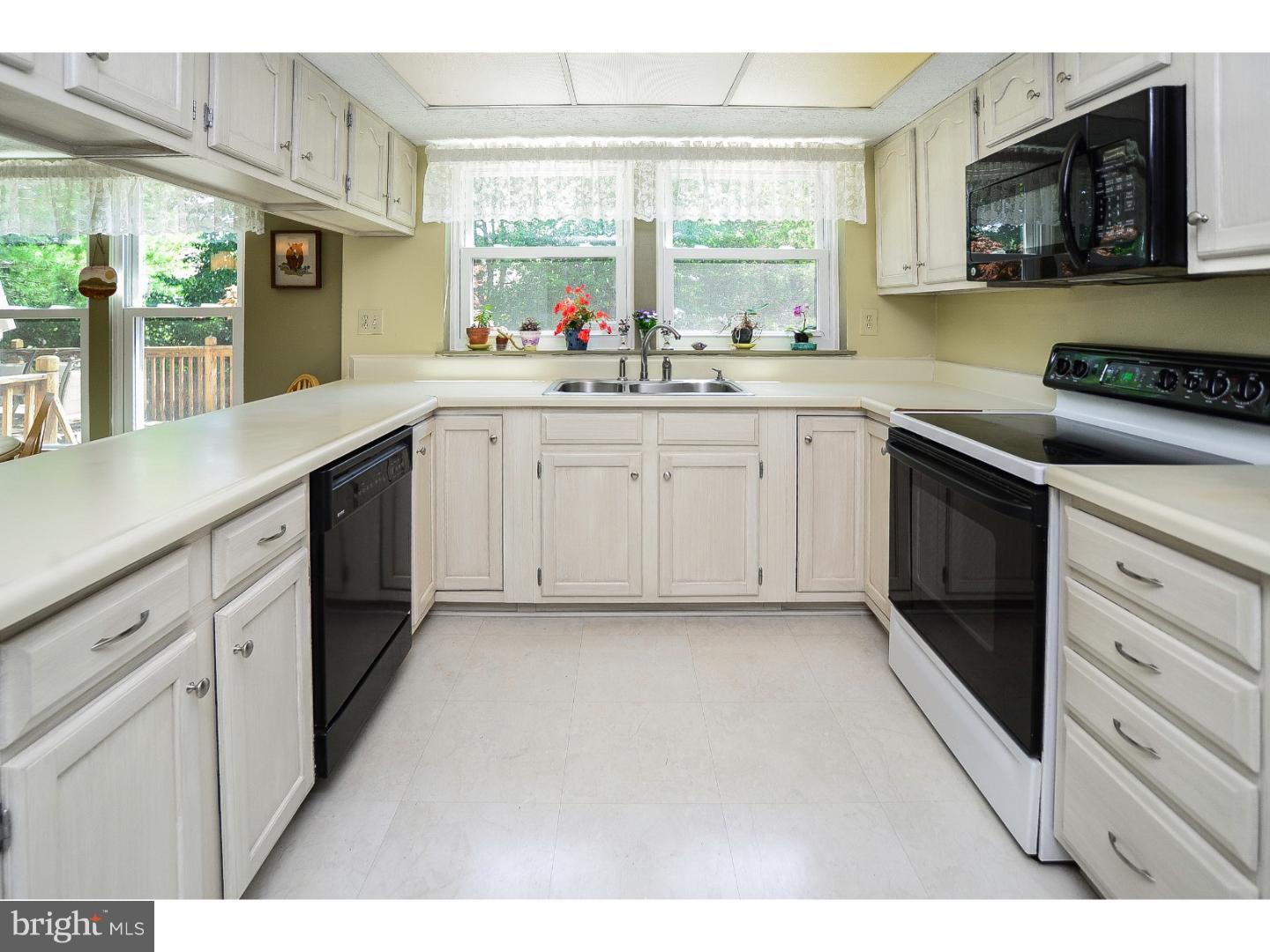 16 Ridgemount Drive Marlton, NJ 08053 - Photo 7 of 24 Gallery Image 7