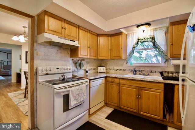 253 Magothy Bridge Road Pasadena, MD 21122 - Photo 12 of 40