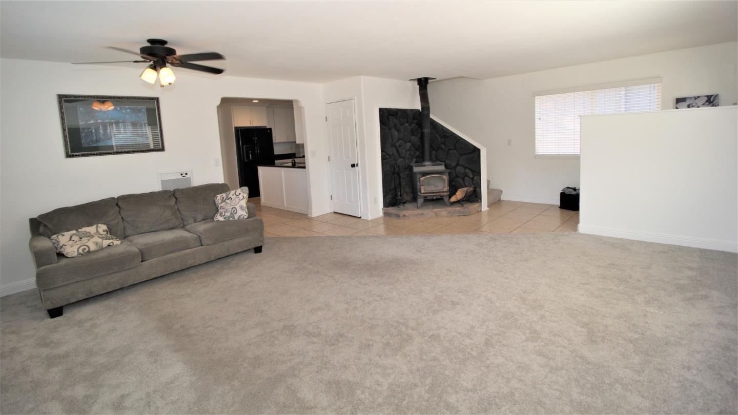 7321 Tustin Road Salinas, CA 93907 - Photo 7 of 37 Gallery Image 7