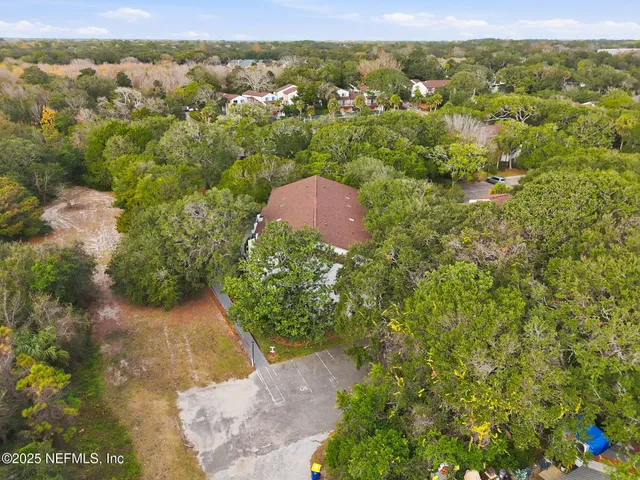 a view of a lake with houses