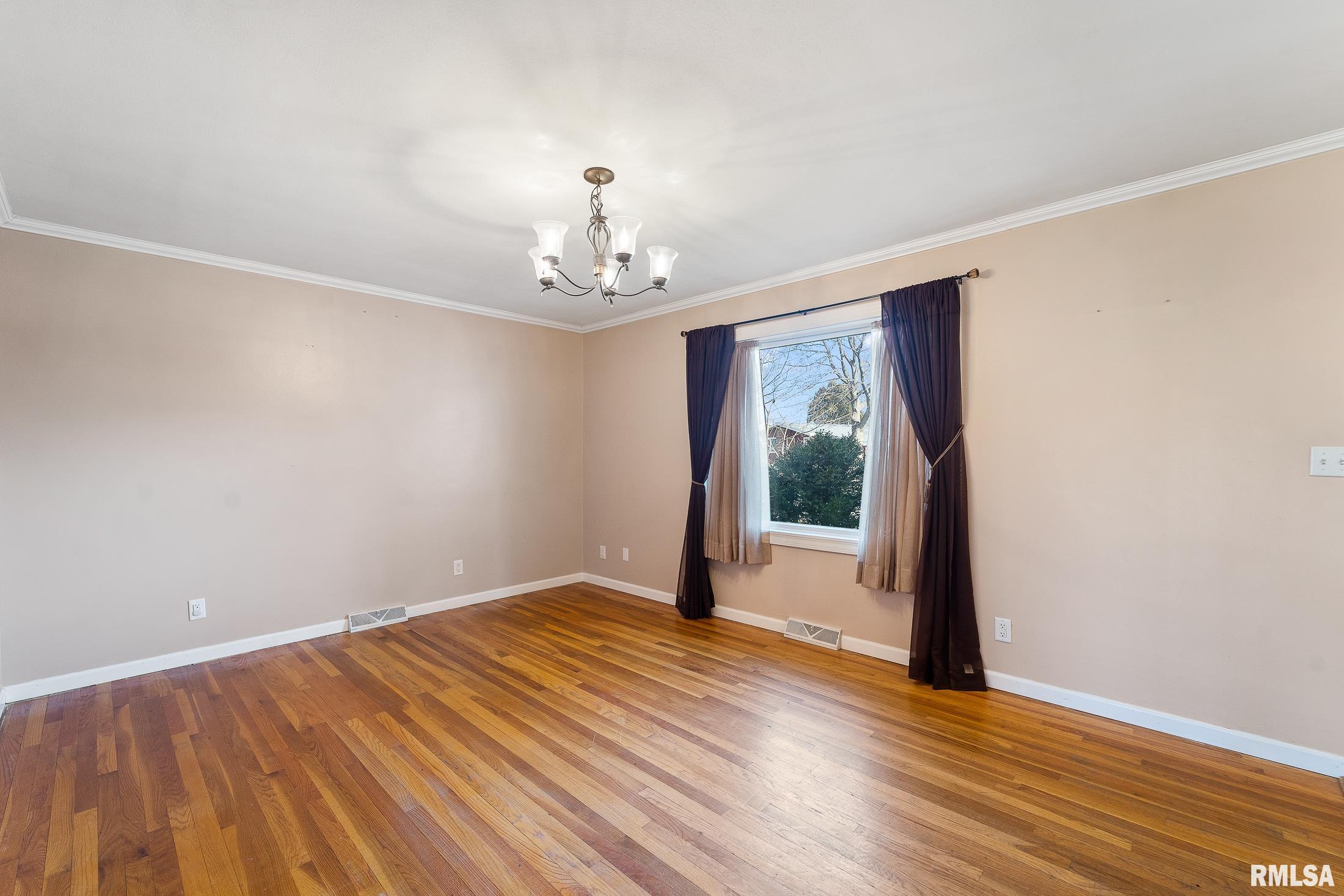 213 Cartwright Drive Springfield, IL 62704 - Photo 12 of 30 Gallery Image 12