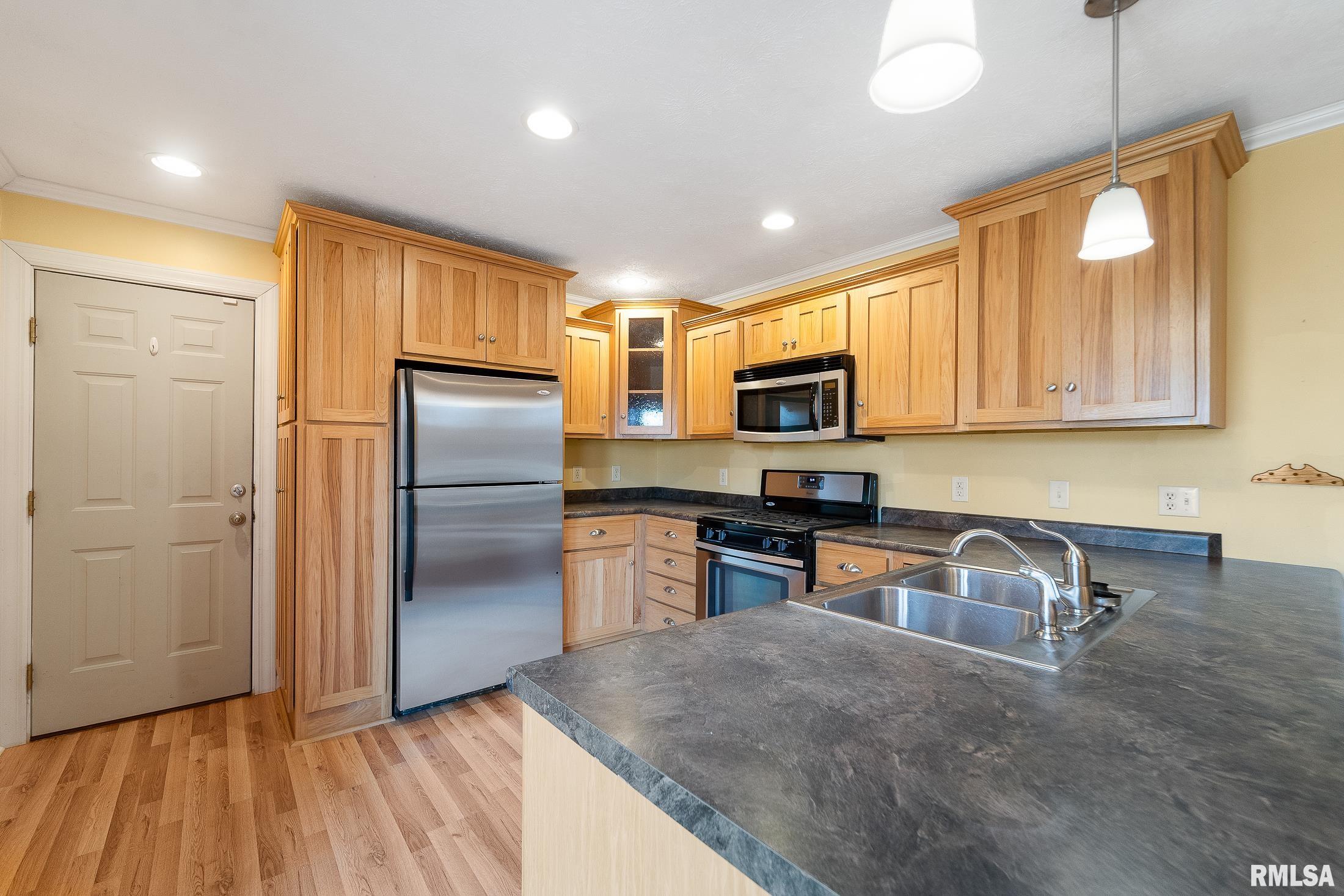 213 Cartwright Drive Springfield, IL 62704 - Photo 15 of 30 Gallery Image 15