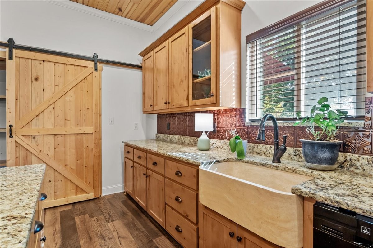 301 Hls Holw Road Waverly, TN 37185 - Photo 9 of 69 Gallery Image 9