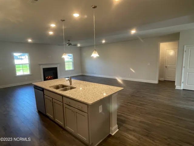 $367,300 | 432 Lemonade Lane, Grimesland, NC 27837