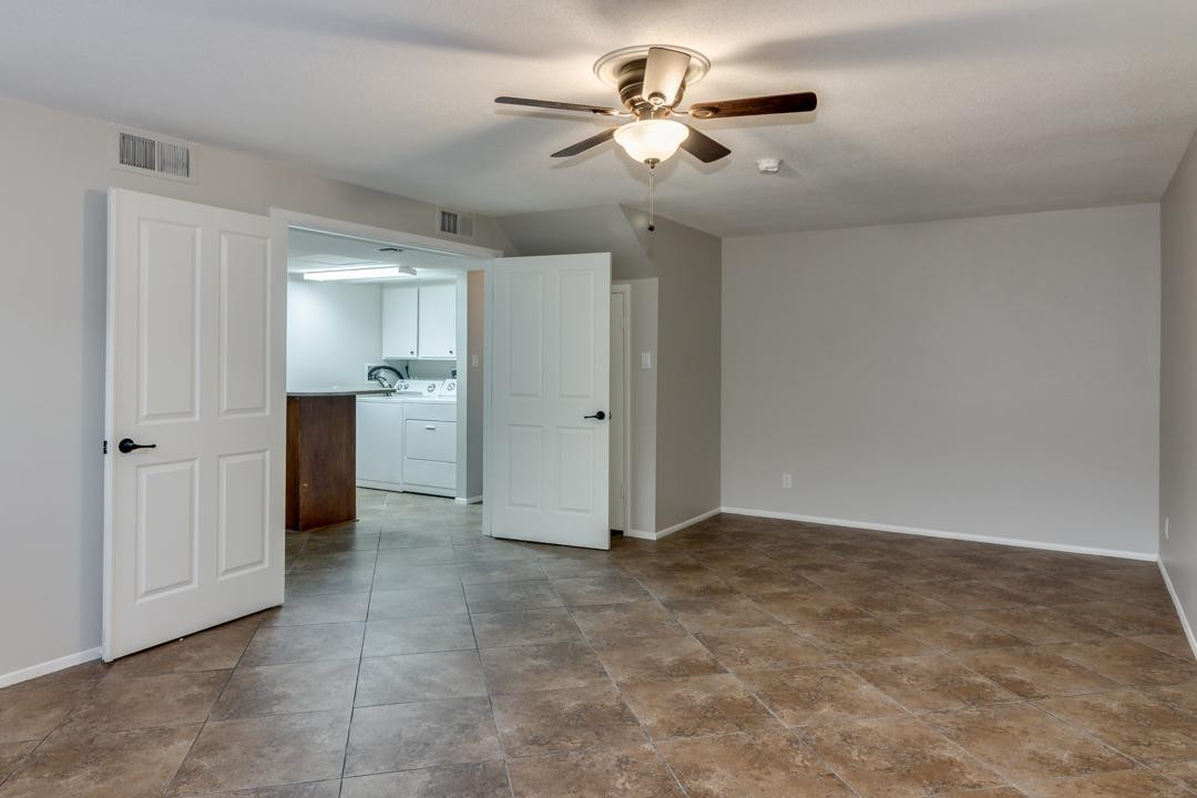 137 East Riviera Drive Tempe, AZ 85282 - Photo 16 of 31 Photo #16