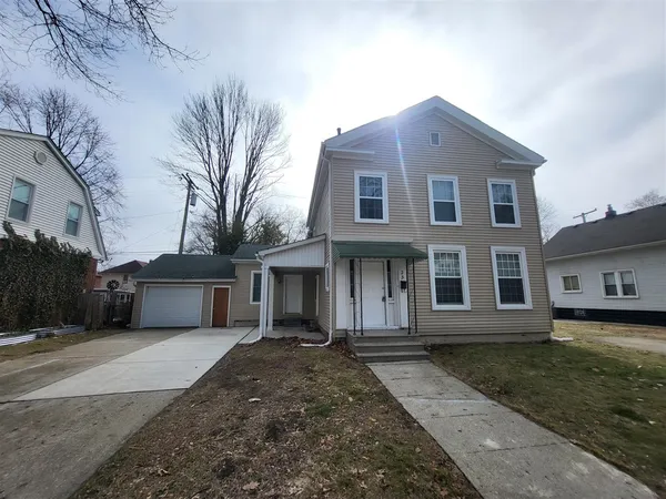 $249,900 | 23 Ferrin Place, Mount Clemens, MI 48043