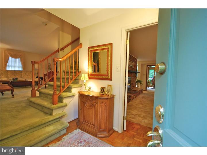 215 Pearl Croft Road Cherry Hill, NJ 08034 - Photo 2 of 25 Gallery Image 2