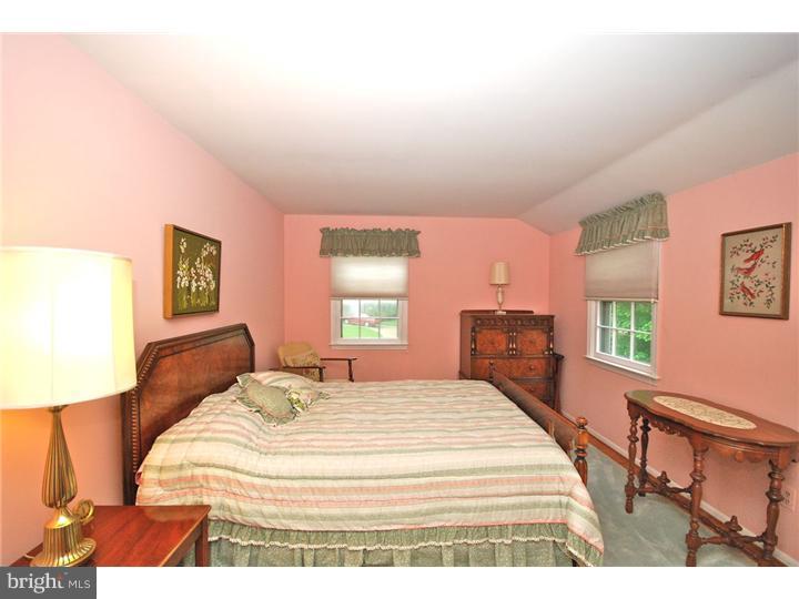 215 Pearl Croft Road Cherry Hill, NJ 08034 - Photo 20 of 25 Gallery Image 20