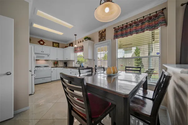 $3,495 | 9514 Trailing Moss Drive, Houston, TX 77064