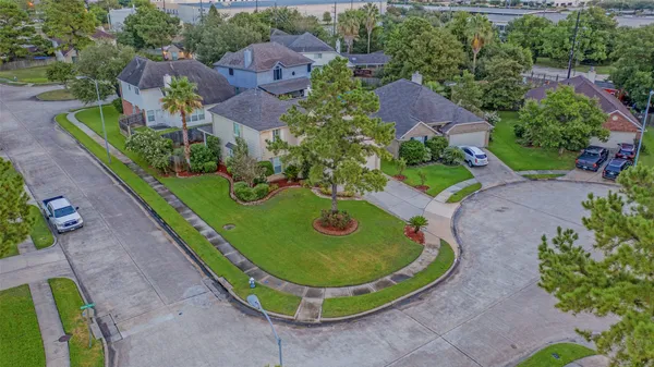 $3,495 | 9514 Trailing Moss Drive, Houston, TX 77064