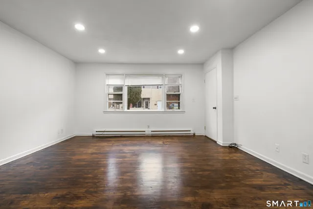 $2,200 | 21 North Spring Street, Unit 1, Ansonia, CT 06401