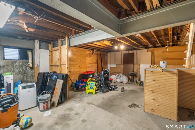 $2,200 | 21 North Spring Street, Unit 1, Ansonia, CT 06401