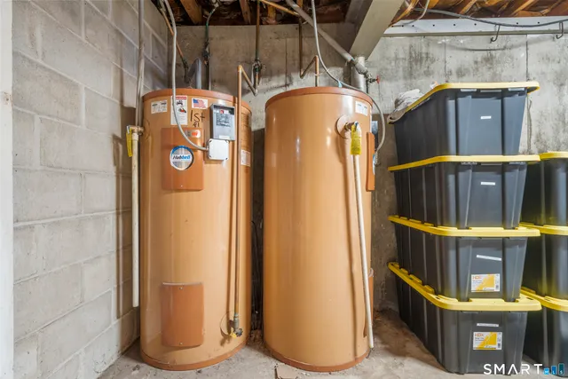 $2,200 | 21 North Spring Street, Unit 1, Ansonia, CT 06401