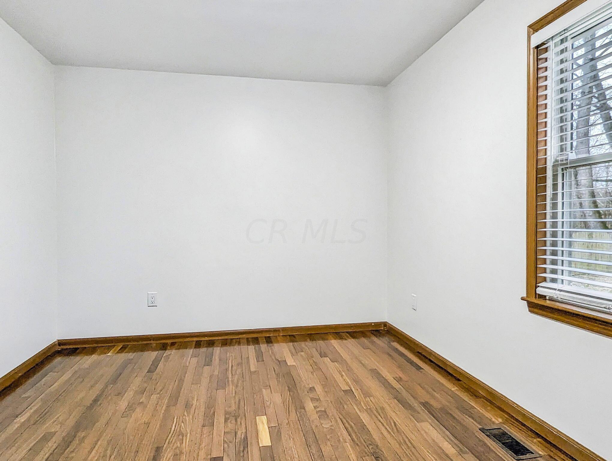 7413 Lee Road Westerville, OH 43081 - Photo 27 of 53 30-web-or-mls-7413-lee-rd