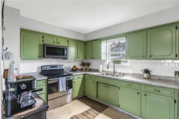 $255,000 | 1019 North Jan-Mar Drive, Olathe, KS 66061