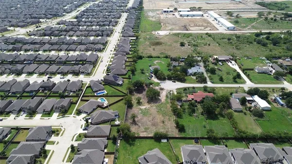 $289,900 | 24041 Countryview Drive, Aubrey, TX 76227