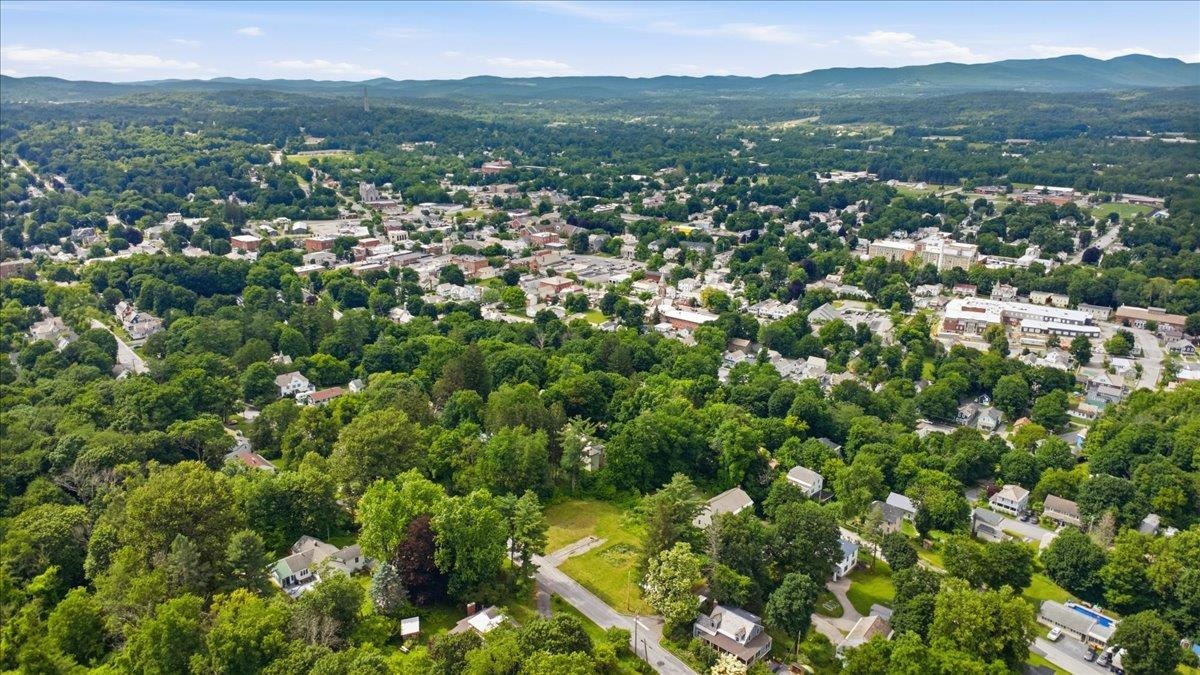 236-240 Grandview Street Bennington, VT 05201 - Photo 12 of 14