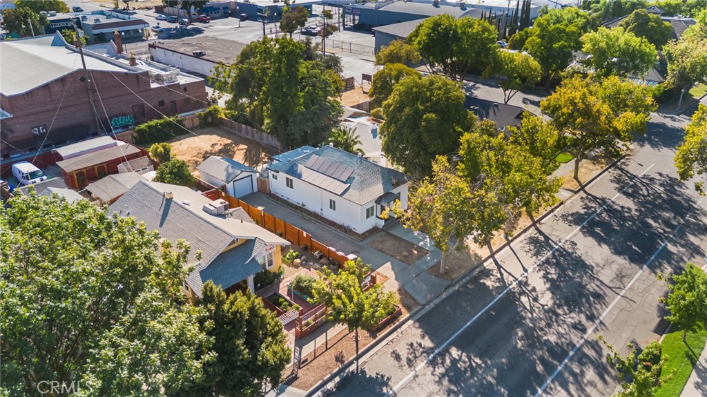 944 West 18th Street Merced, CA 95340 - Photo 34 of 34 an aerial view of residential houses with outdoor space