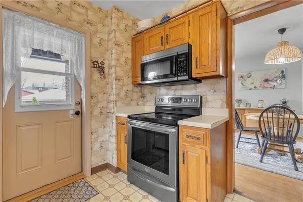 $275,000 | 140 Navigation Street, Beaver, PA 15009