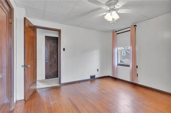 $275,000 | 140 Navigation Street, Beaver, PA 15009