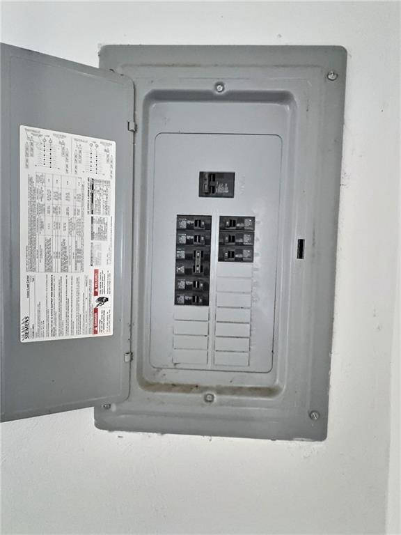 603 West Main Street Carnegie, PA 15106 - Photo 23 of 35