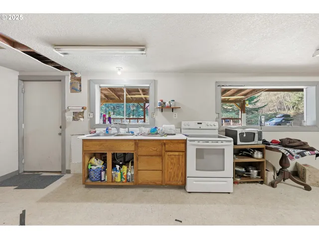 $400,000 | 31287 New Kirk Road, Scappoose, OR 97056