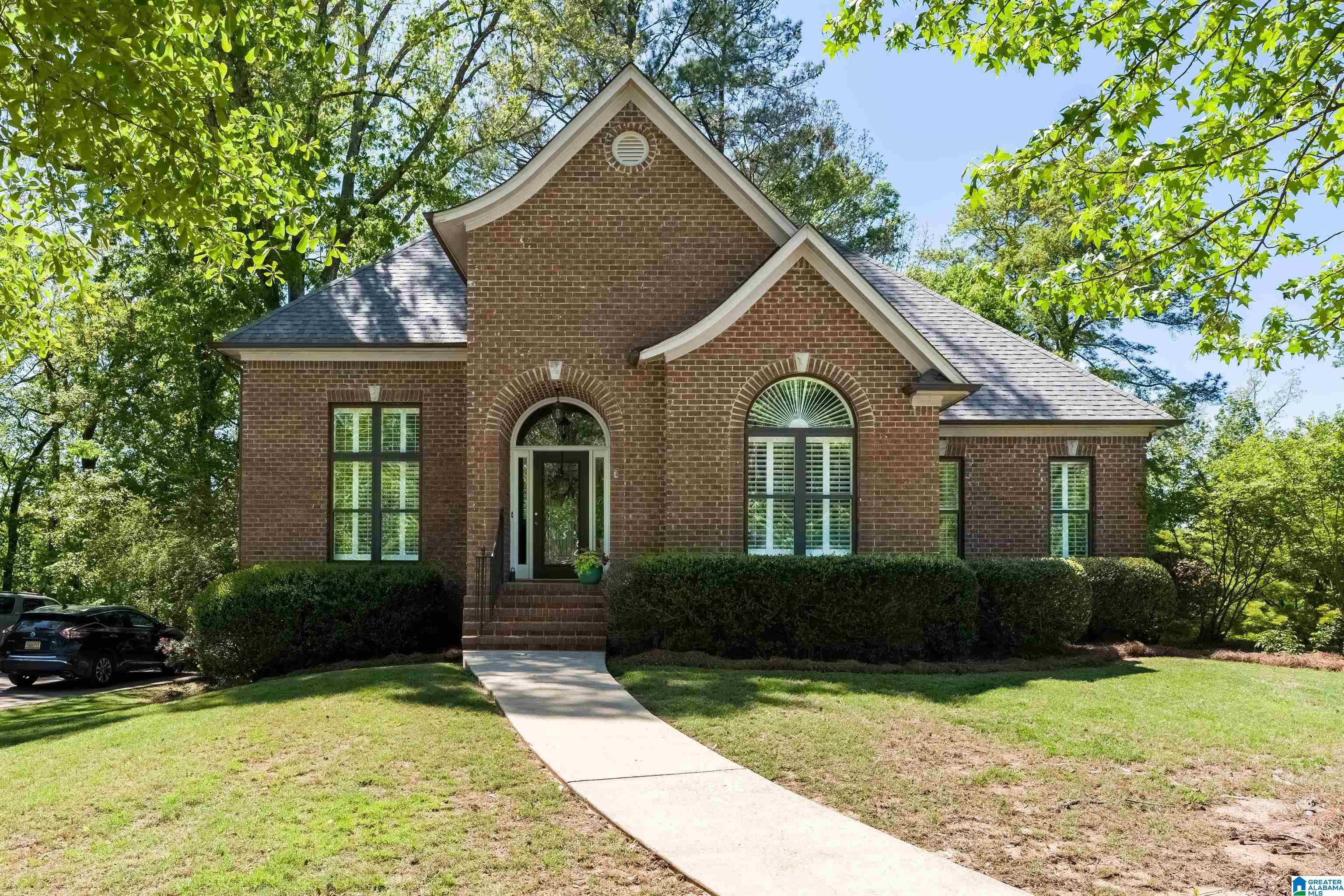 145 Lake Forest Way Alabaster, AL 35114 - Photo 1 of 33