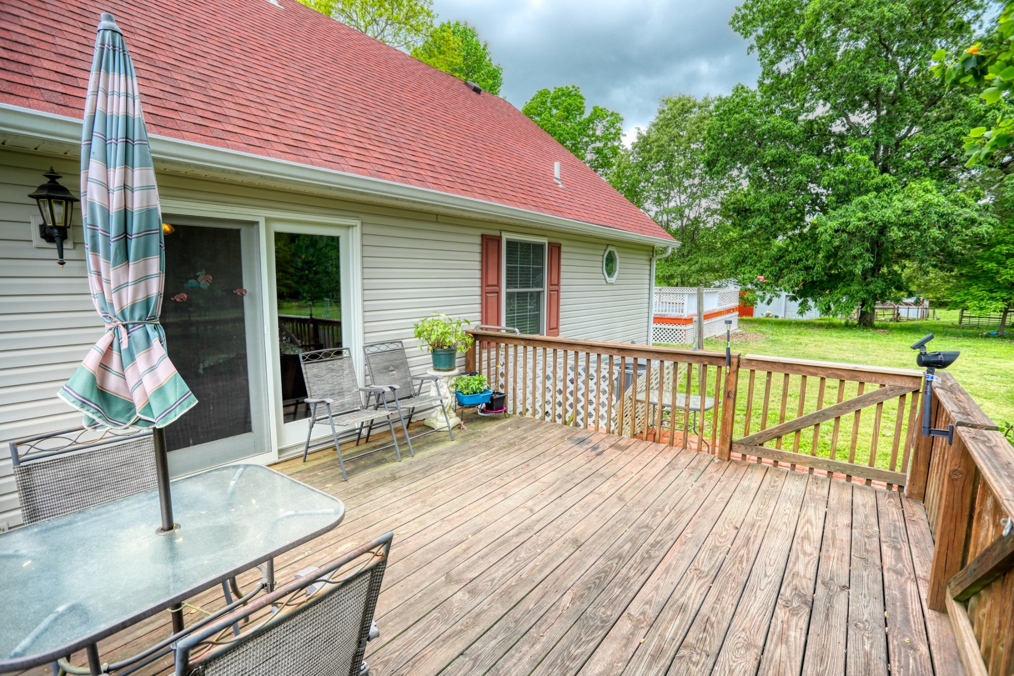2838 New Roe Road Adolphus, KY 42120 - Photo 19 of 37 a front view of a house with garden