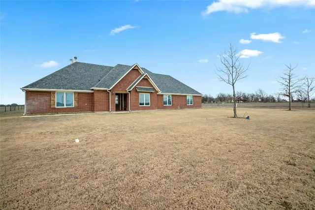 $1,500,000 | 1800 County Road 305, Jarrell, TX 76537