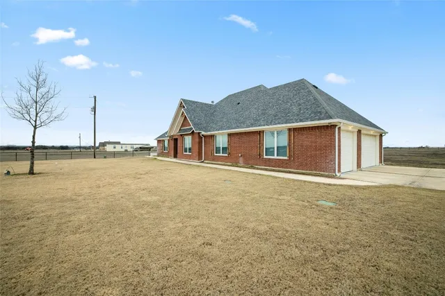 $1,500,000 | 1800 County Road 305, Jarrell, TX 76537