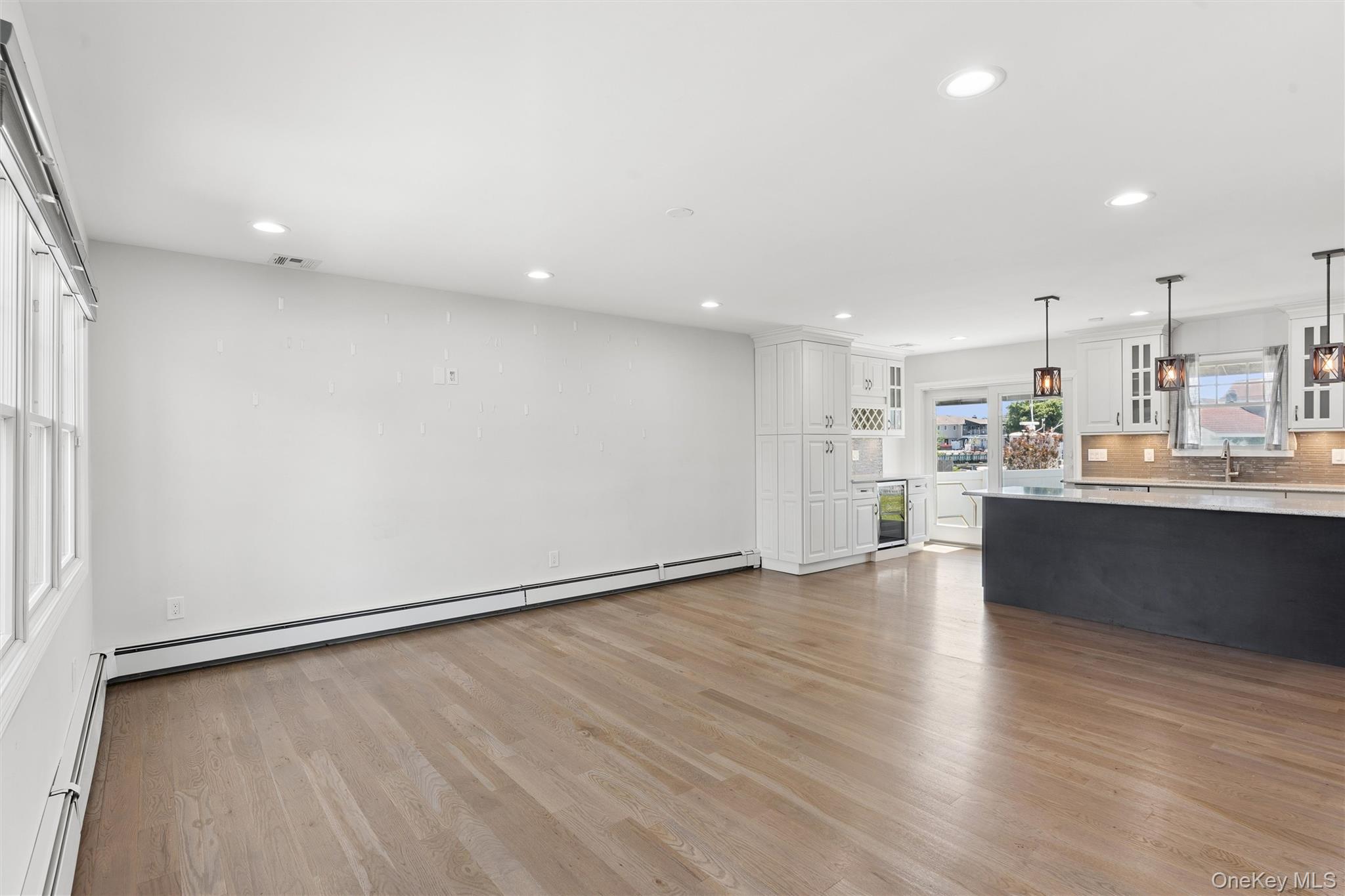 161 Barbara Road Bellmore, NY 11710 - Photo 10 of 33