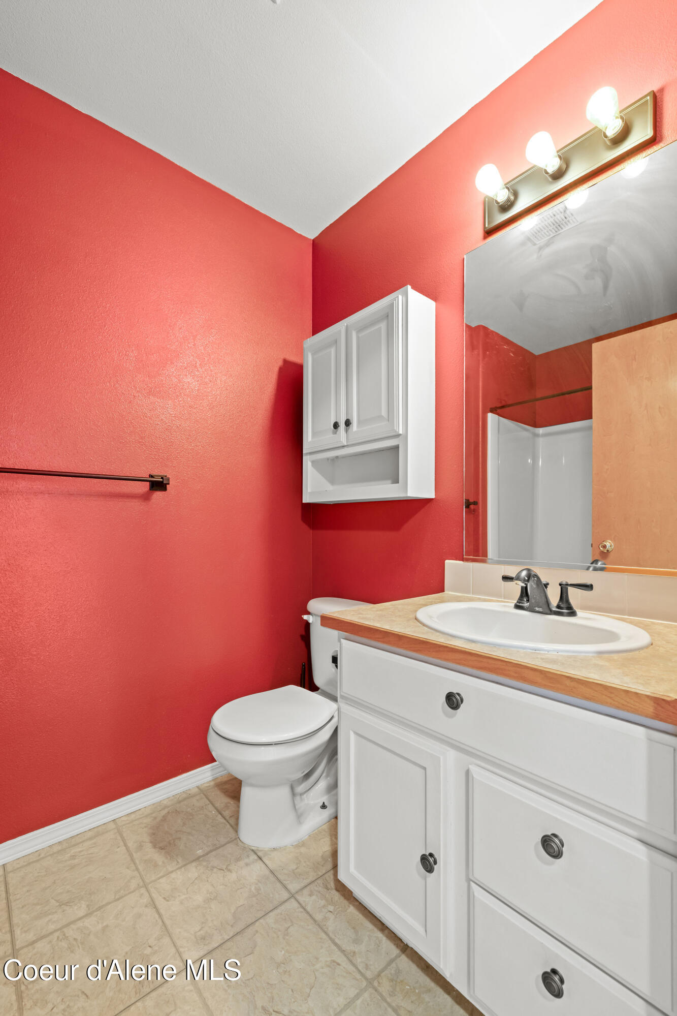 2549 West Timberlake Loop Coeur D'Alene, ID 83815 - Photo 17 of 24 Bathroom #2