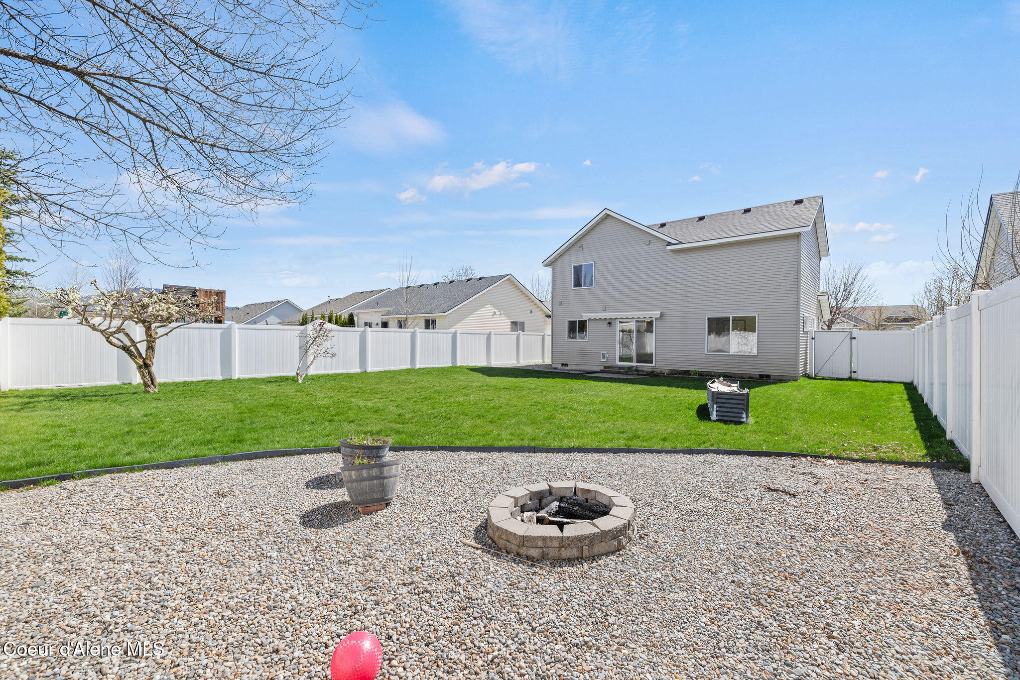 2549 West Timberlake Loop Coeur D'Alene, ID 83815 - Photo 21 of 24 Backyard