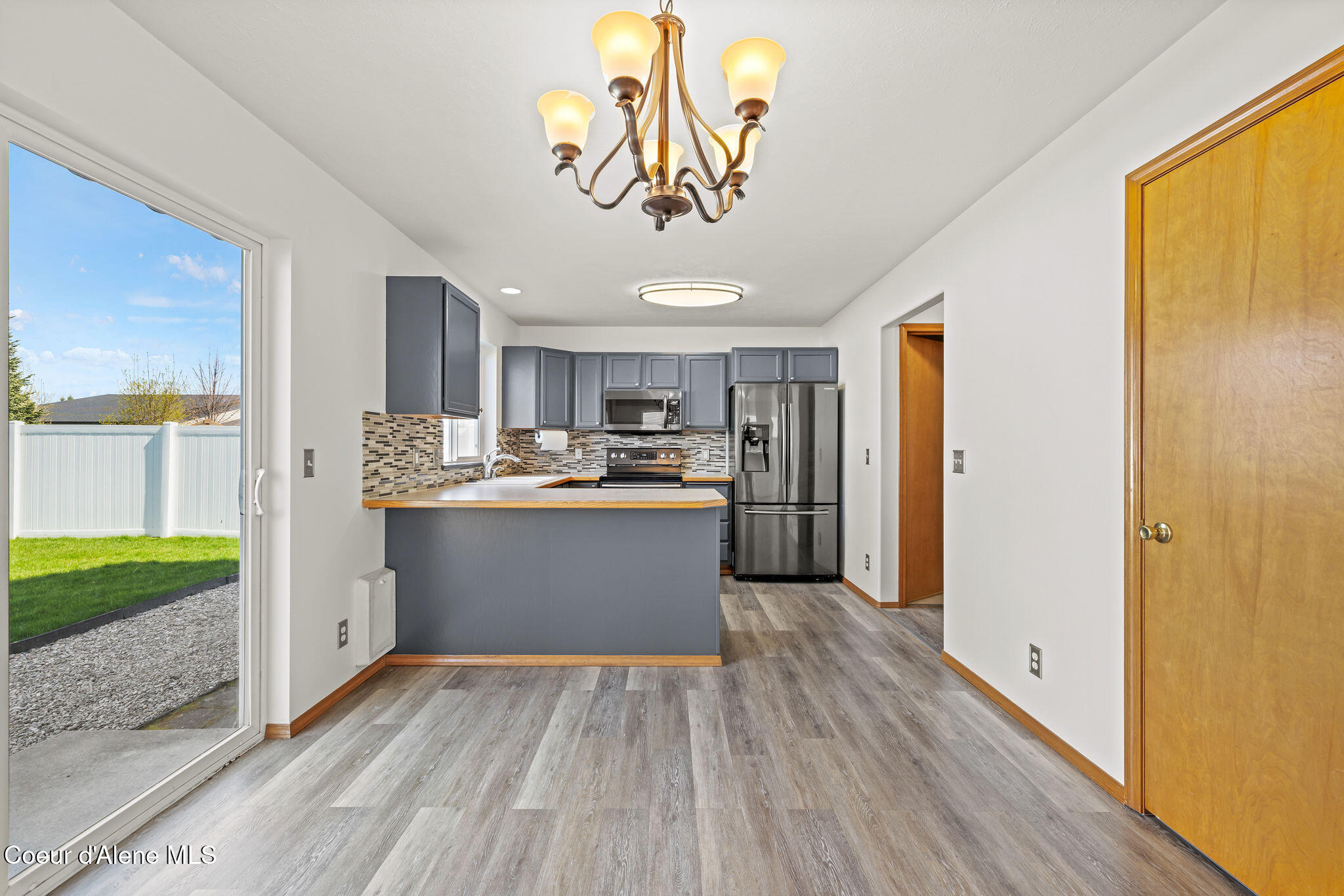 2549 West Timberlake Loop Coeur D'Alene, ID 83815 - Photo 8 of 24 Dining