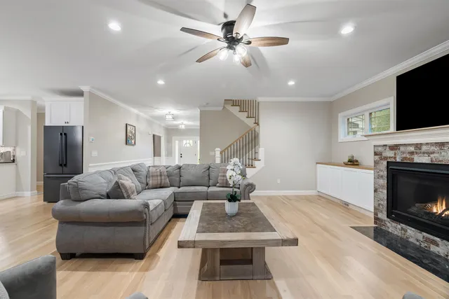 $1,195,000 | 12 Tanya Lane, Brentwood, NH 03833