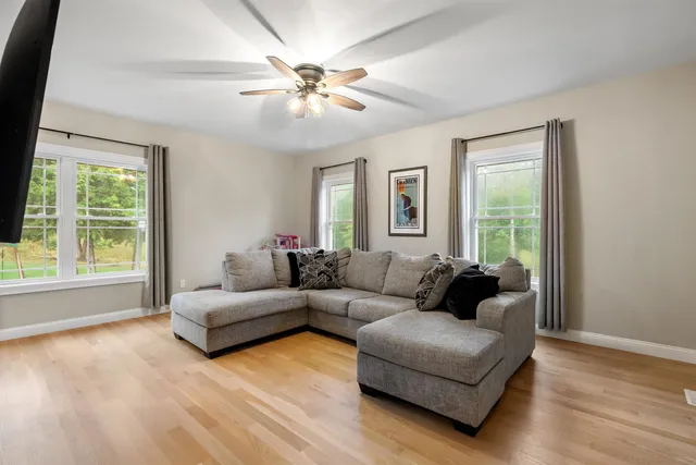 $1,195,000 | 12 Tanya Lane, Brentwood, NH 03833